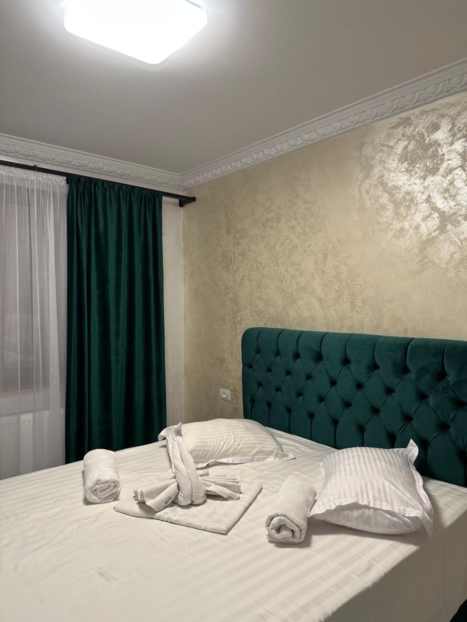 Apartament Simoni 플로이에슈티 외부 사진