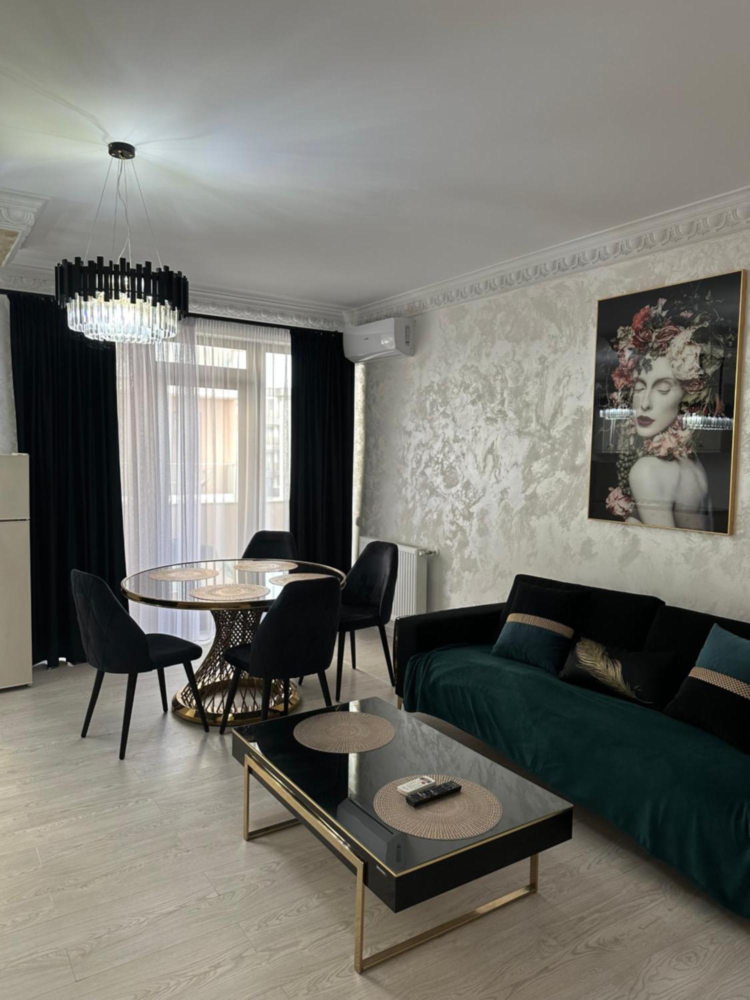 Apartament Simoni 플로이에슈티 외부 사진