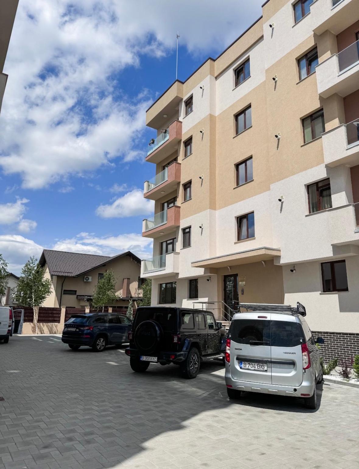 Apartament Simoni 플로이에슈티 외부 사진